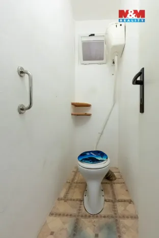 Prodej atypického bytu, Krnov - Pod Bezručovým vrchem, Bezručova, 73 m2