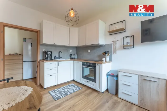 Prodej bytu 2+kk, Milovice - Mladá, Slepá, 37 m2