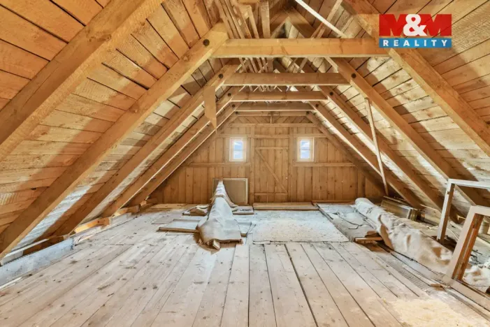 Prodej rodinného domu, Lomnice nad Popelkou - Černá, 100 m2