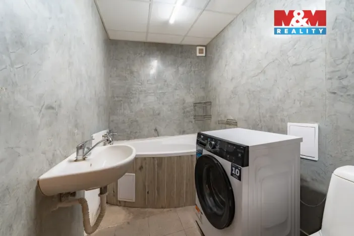 Prodej bytu 1+kk, Cheb, Mánesova, 26 m2