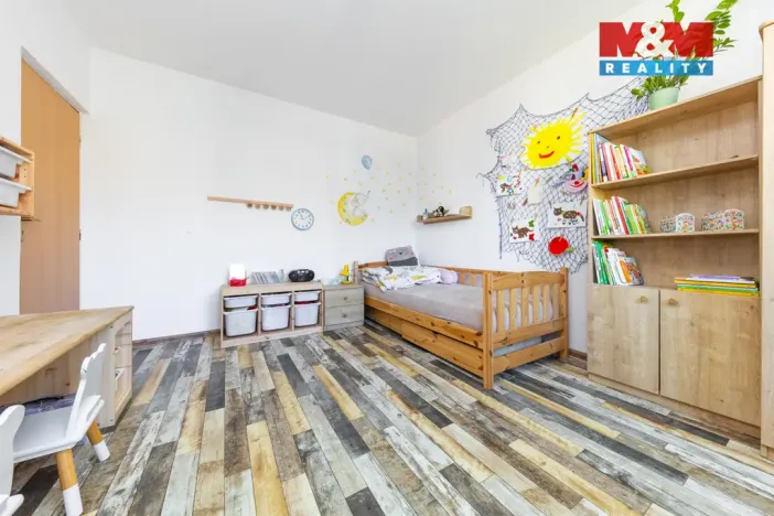 Prodej bytu 3+1, Pohořelice, nám. Svobody, 72 m2