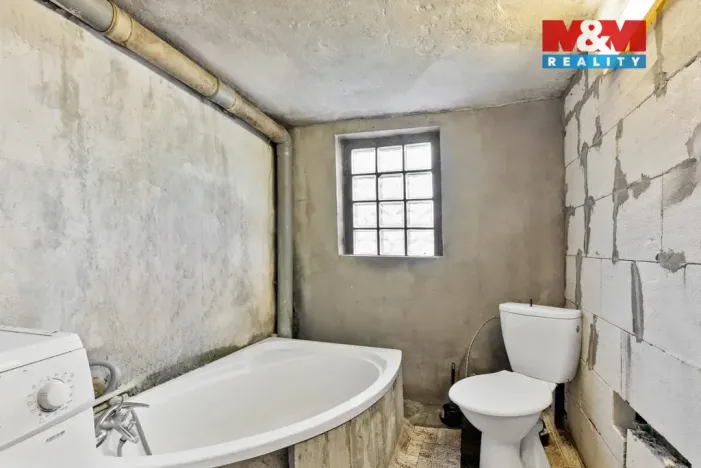 Prodej rodinného domu, Dubá, Sluneční, 242 m2