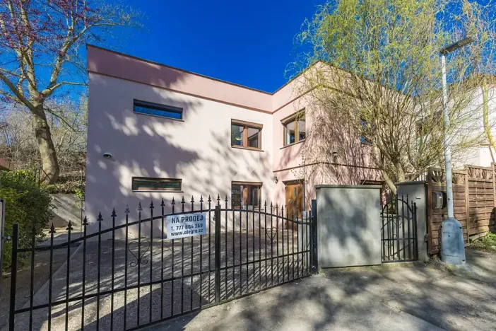 Prodej rodinného domu, Praha - Libuš, Na šejdru, 180 m2