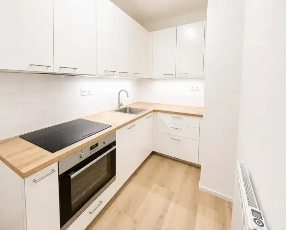 Pronájem bytu 1+1, Praha - Strašnice, Černokostelecká, 35 m2