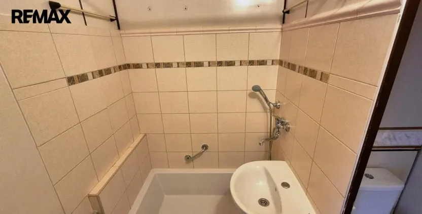 Pronájem bytu 1+kk, Pardubice - Polabiny, Gagarinova, 30 m2