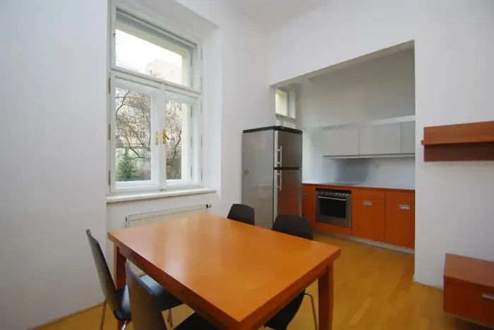 Pronájem bytu 2+kk, Praha - Vinohrady, Korunní, 60 m2