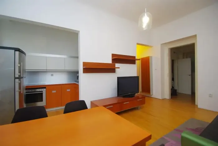 Pronájem bytu 2+kk, Praha - Vinohrady, Korunní, 60 m2