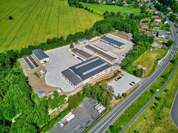 Pronájem skladu, Ostrov, 370 m2