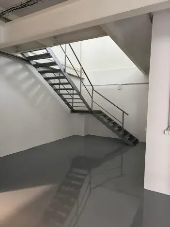 Pronájem skladu, Ostrov, 150 m2