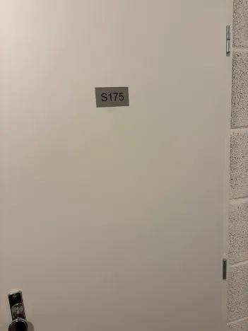 Pronájem bytu 1+kk, Praha - Hloubětín, Poděbradská, 42 m2