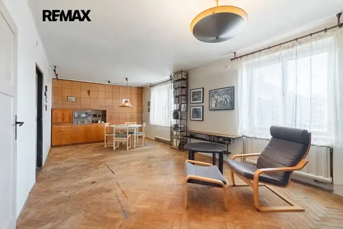 Prodej rodinného domu, Břasy, 180 m2