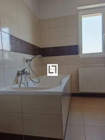 Pronájem bytu 2+kk, Olomouc, Novosadský dvůr, 58 m2