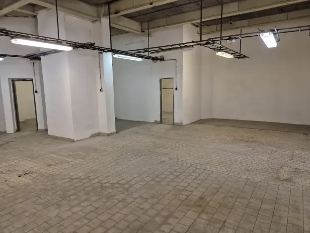 Pronájem skladu, Praha - Řepy, Skuteckého, 141 m2