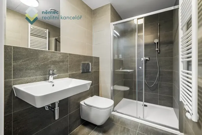 Pronájem bytu 1+kk, Praha - Kamýk, Hodkovická, 30 m2