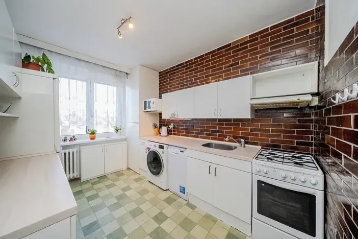 Prodej bytu 3+1, Ostrava, Mojmírovců, 67 m2