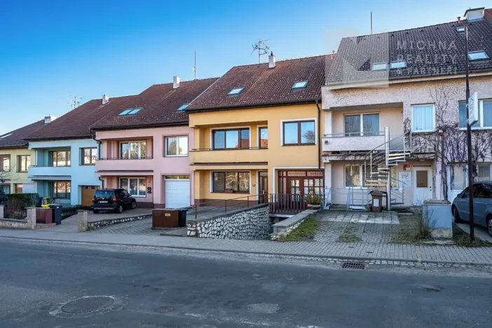 Prodej rodinného domu, Mikulov, Hliniště, 362 m2