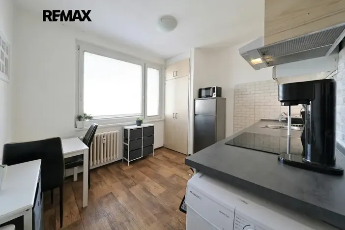 Prodej bytu 1+1, Praha - Letňany, Tupolevova, 32 m2