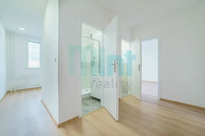 Pronájem bytu 2+1, Ostrava, U Školky, 52 m2