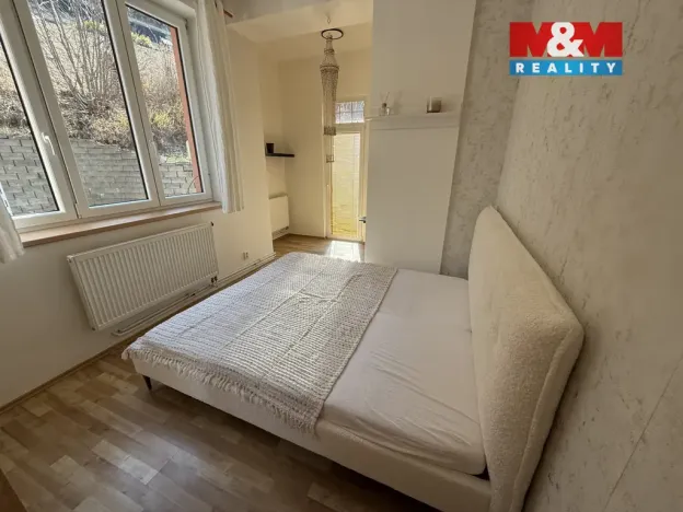 Pronájem bytu 2+kk, Jablonec nad Nisou, Dlouhá, 50 m2