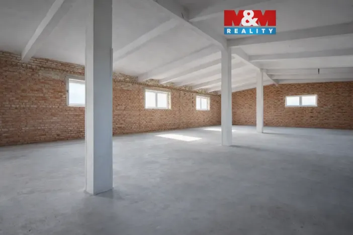 Pronájem výrobních prostor, Orlová - Poruba, Nádražní, 250 m2