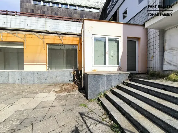 Pronájem obchodního prostoru, Ústí nad Labem, Masarykova, 69 m2