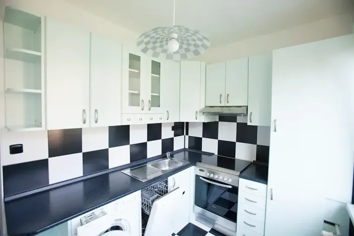 Prodej bytu 2+1, Praha, K lučinám, 54 m2