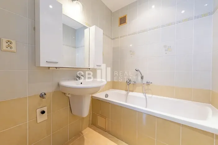 Prodej bytu 2+1, Mohelnice, nám. Kosmonautů, 52 m2