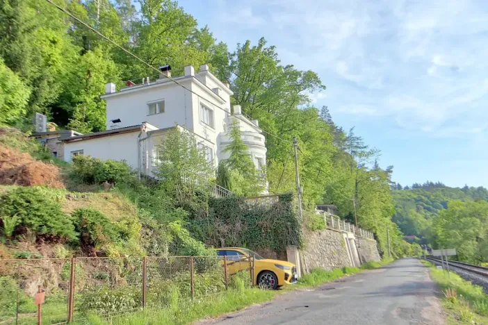 Prodej vily, Chocerady, 340 m2