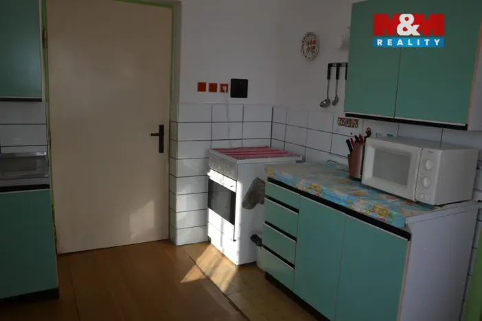 Prodej rodinného domu, Vestec, 349 m2