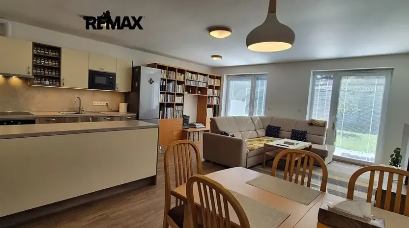 Prodej rodinného domu, Svojetice, Třešňová, 110 m2