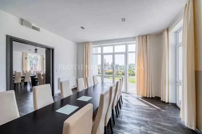 Prodej ubytování, Rosovice, 900 m2