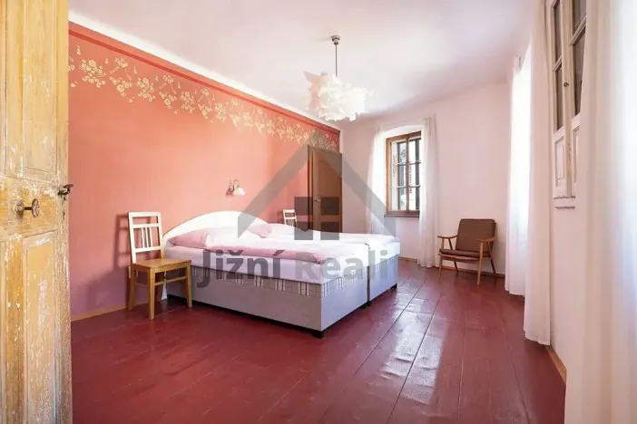 Prodej rodinného domu, Rožmberk nad Vltavou, 198 m2