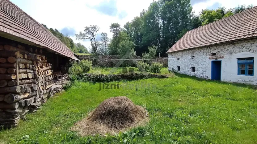 Prodej rodinného domu, Benešov nad Černou, 270 m2