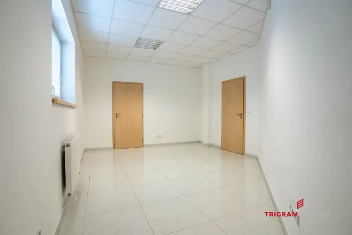 Pronájem komerční, Hradec Králové - Slezské Předměstí, Víta Nejedlého, 300 m2