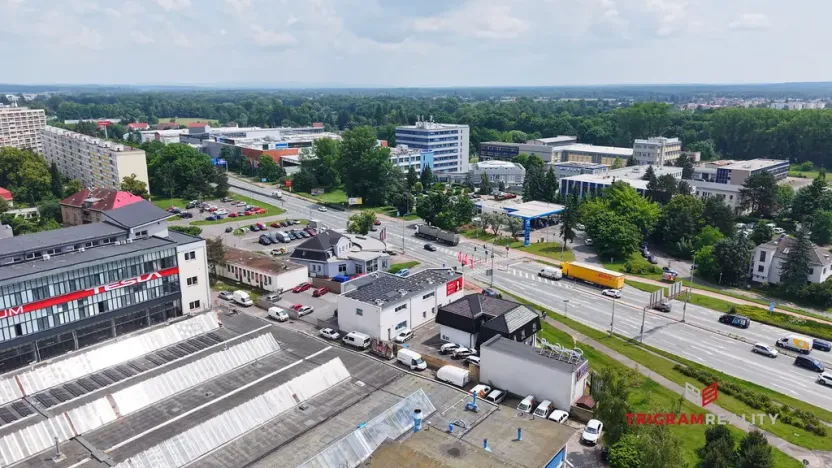 Pronájem komerční, Hradec Králové - Slezské Předměstí, Víta Nejedlého, 300 m2