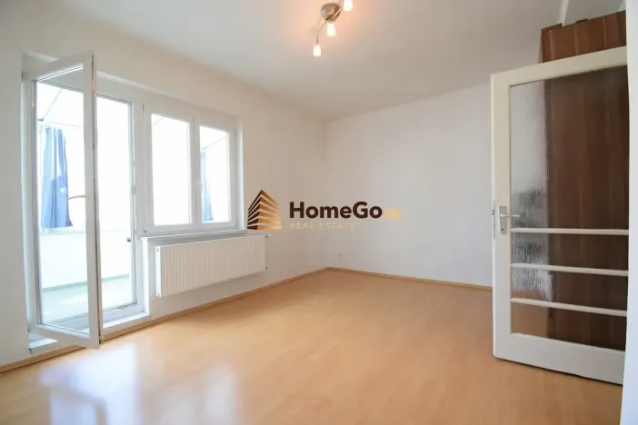 Pronájem bytu 2+kk, Praha - Nusle, U gymnázia, 52 m2