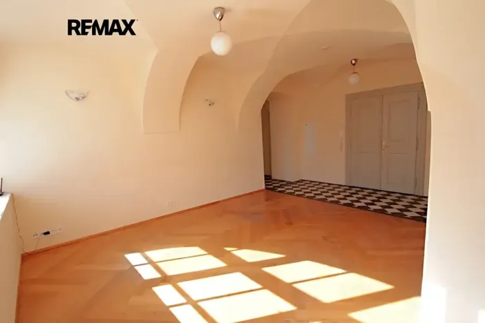 Pronájem bytu 2+1, Kolín, Karlovo náměstí, 111 m2