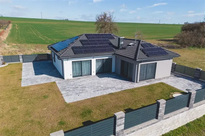 Prodej rodinného domu, Líšťany - Lipno, 115 m2