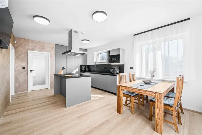 Prodej rodinného domu, Líšťany - Lipno, 115 m2