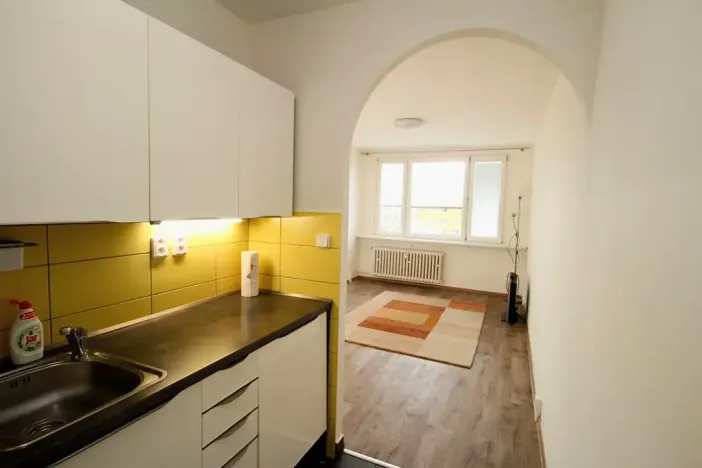 Pronájem bytu 2+kk, Praha, Novodvorská, 40 m2