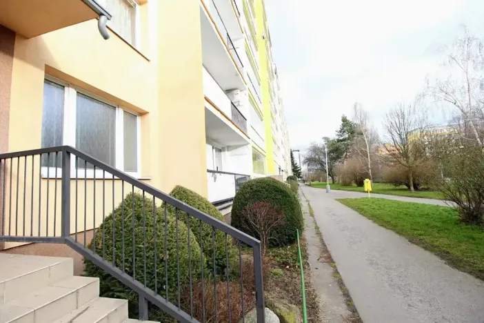 Pronájem bytu 2+kk, Praha, Novodvorská, 40 m2