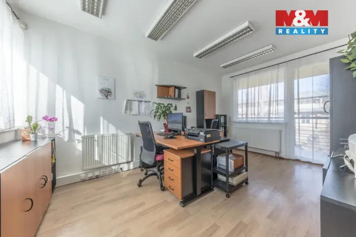 Prodej výrobních prostor, Česká Lípa, Dubická, 1182 m2