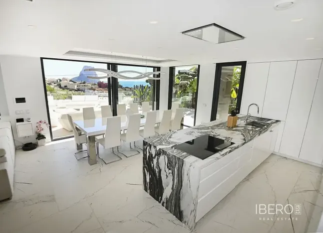 Prodej rodinného domu, Calp, Španělsko, 426 m2