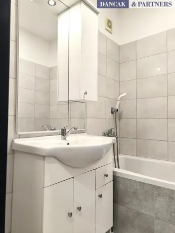 Prodej bytu 2+kk, Havířov, Zvonková, 51 m2