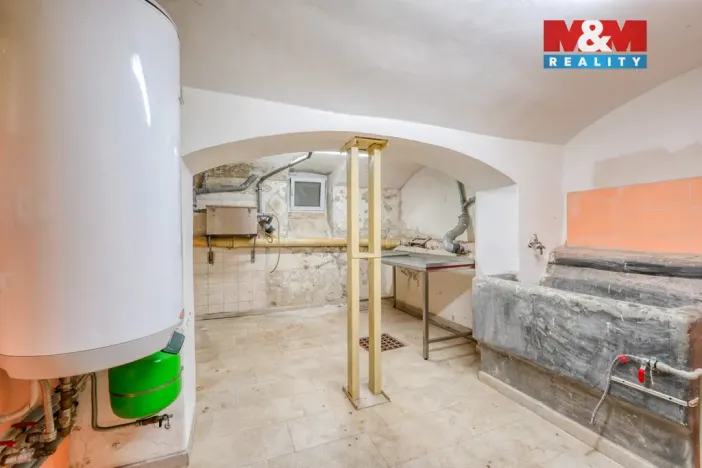 Pronájem obchodního prostoru, Plzeň - Skvrňany, Křimická, 65 m2