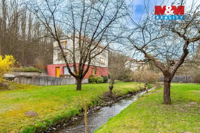 Prodej rodinného domu, Praha - Dejvice, V Šáreckém údolí, 230 m2