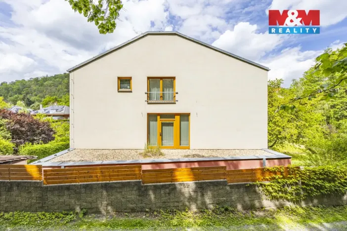 Prodej rodinného domu, Praha - Dejvice, V Šáreckém údolí, 230 m2