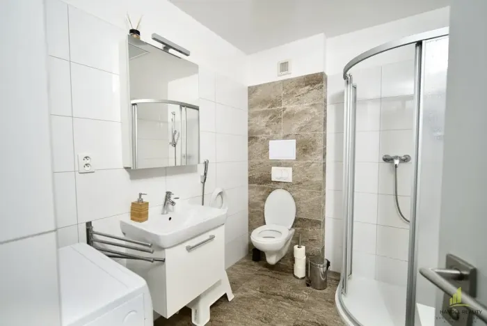 Prodej ubytování, Hlohovec, K zámečku, 144 m2