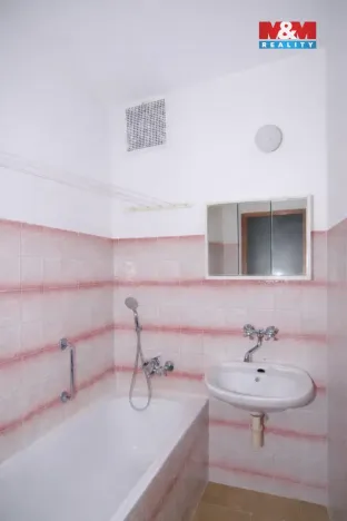 Prodej bytu 4+1, Ostrava, Komenského, 88 m2