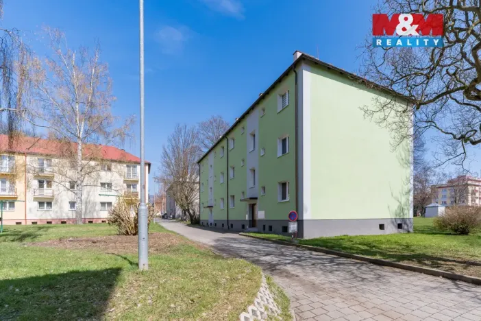 Prodej bytu 2+1, Ostrov, Šafaříkova, 55 m2